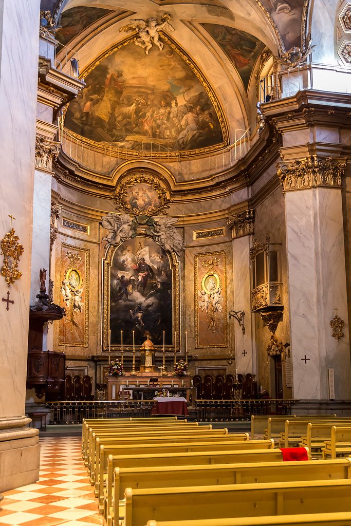 La Basílica de San Miguel en Burdeos, Francia