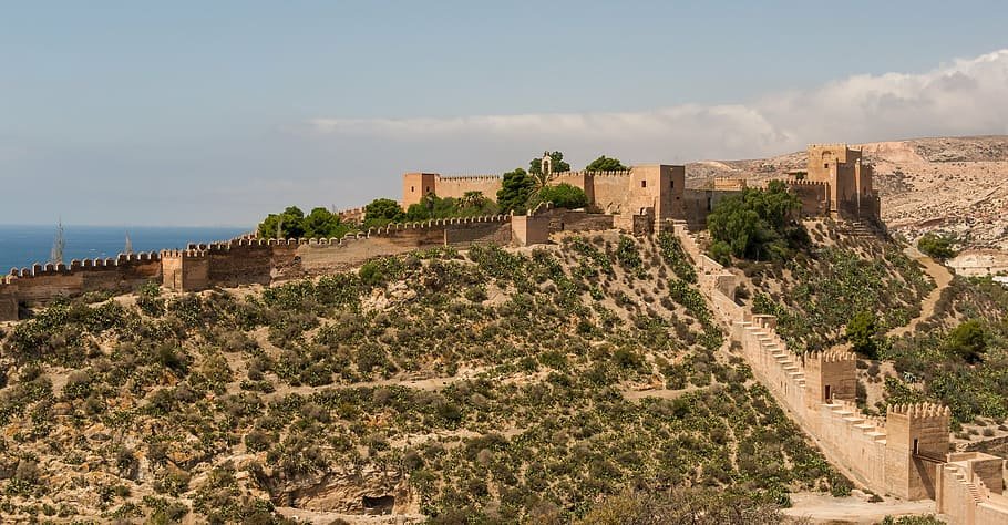 La Alcazaba de Málaga en la costa del sol