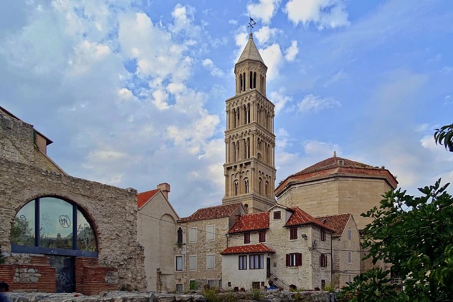 La torre de San Duje en Split, Croacia