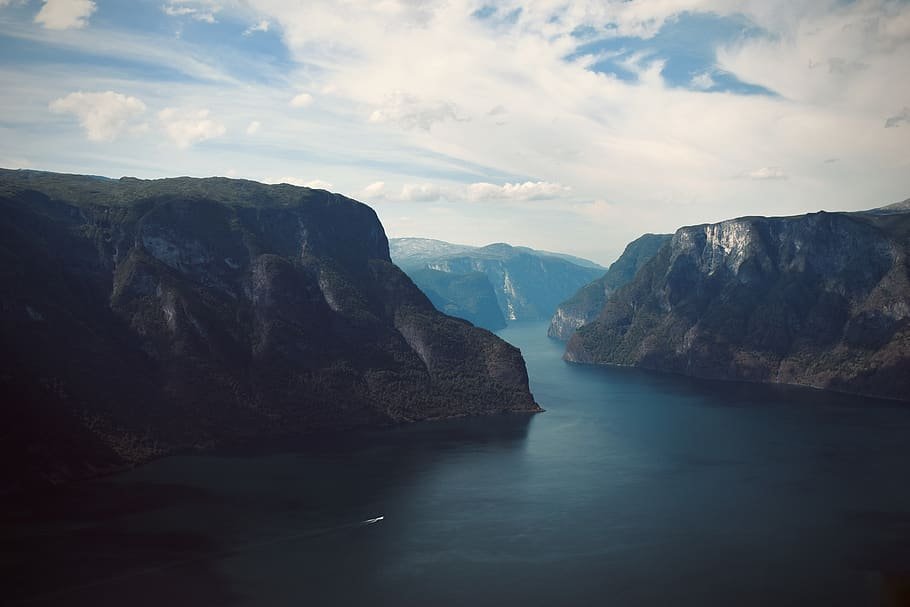 El fiordo de Sognefjord, en los fiordos noruegos