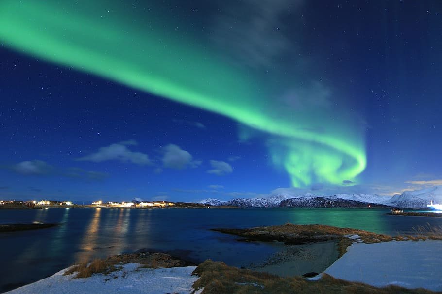 La aurora boreal y el sol de medianoche