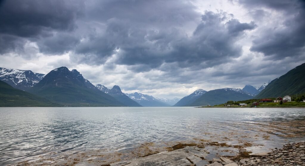 El fiordo de Lyngen en Noruega