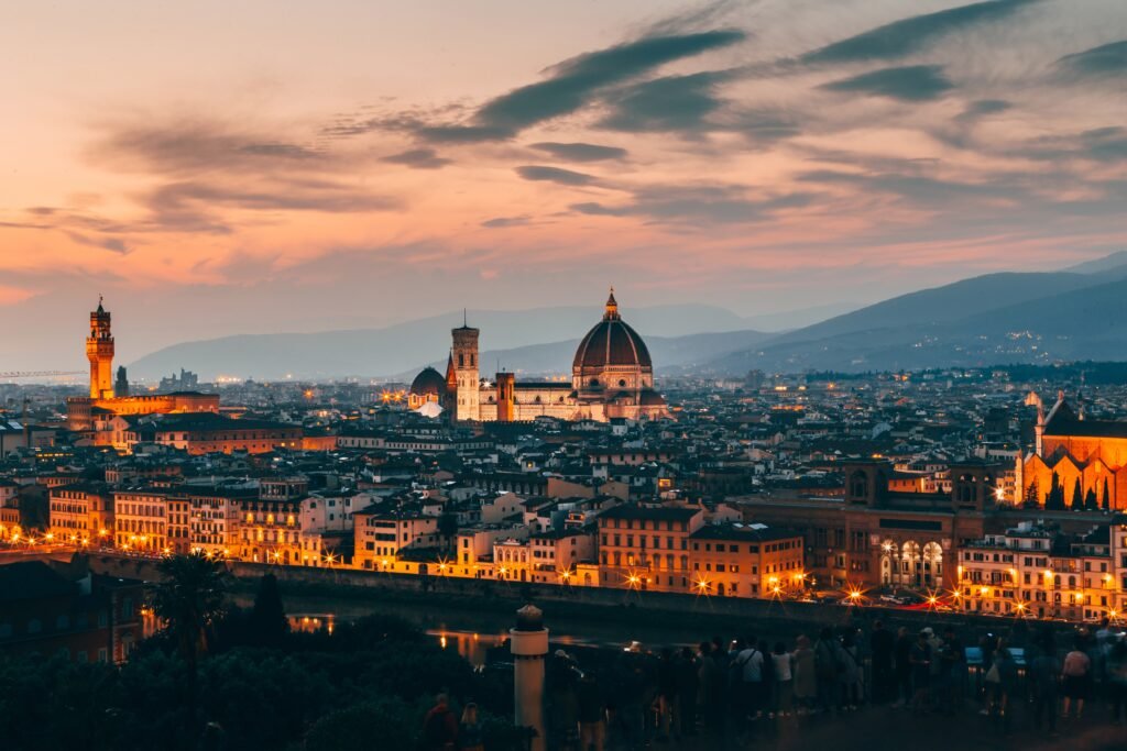 Vista de la ciudad de Florencia de noche