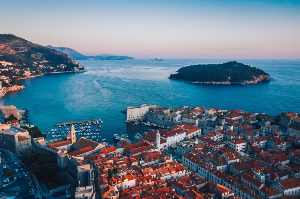 Dubrovnik: La ciudad amurallada y el mar Adriático
