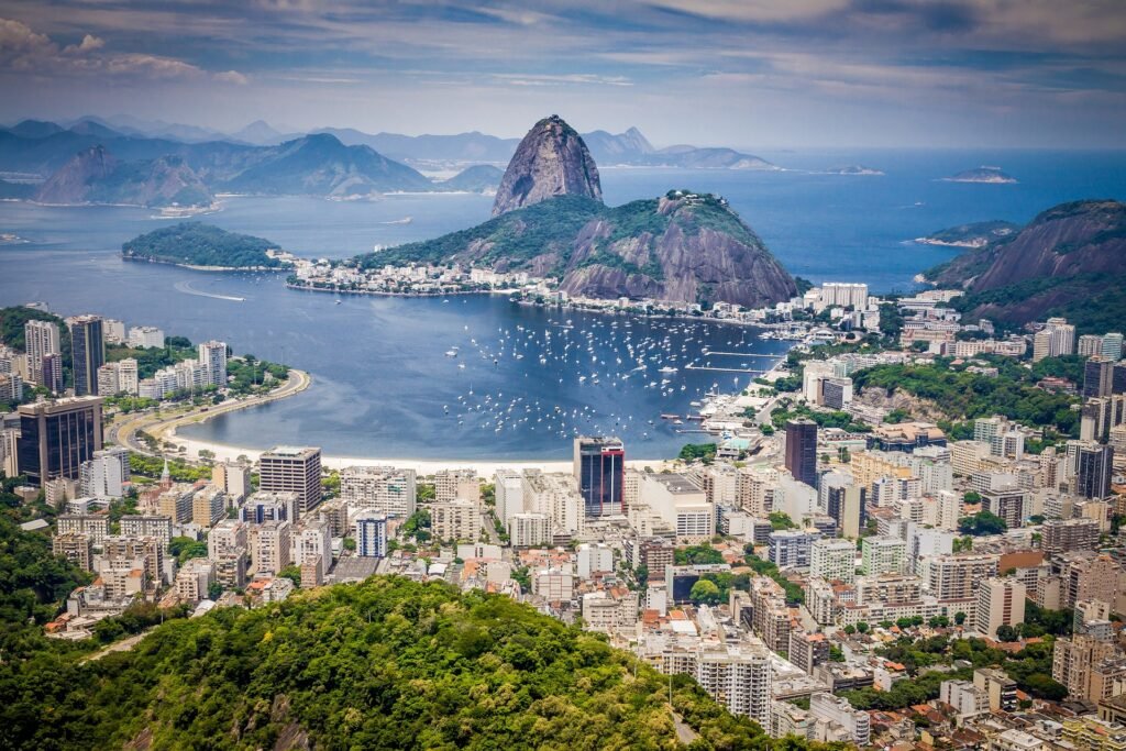 Vista panorámica e Río de Janeiro en Brasil.
