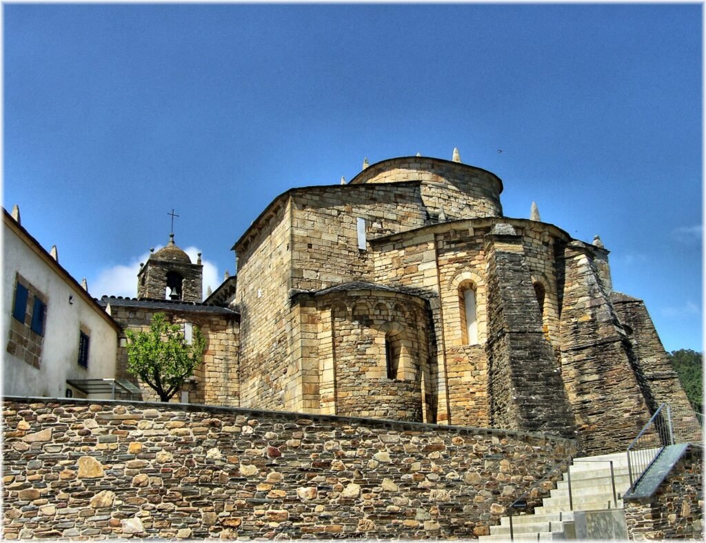 Iglesia de San Martiño, Foz