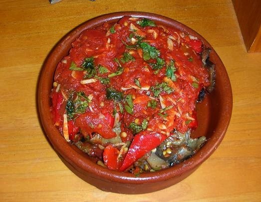 Un plato de Tumbet, típico de Deià