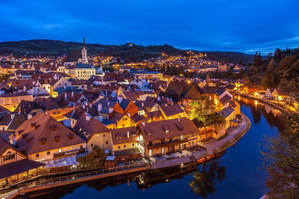 La ciudad de Cesky Krumlov junto al río Moldava