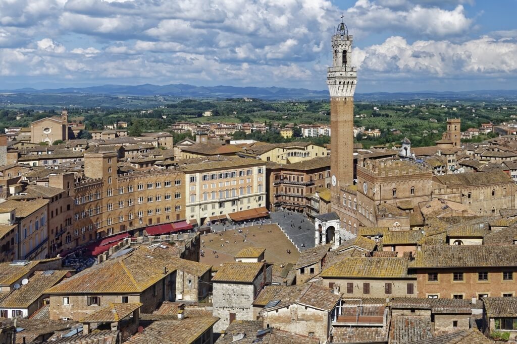 La ciudad de Siena en la región de Toscana, Italia